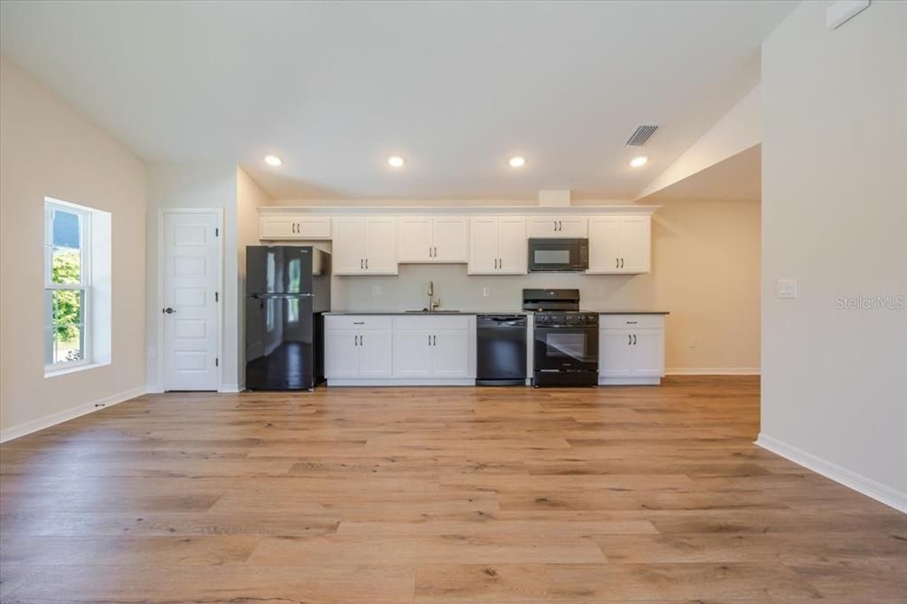 En Renta: $1,750 (2 camas, 1 baños, 1044 Pies cuadrados)