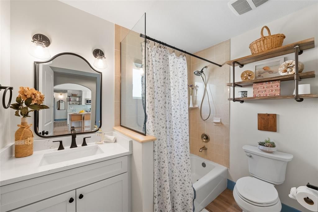 For Rent: $8,000 (4 beds, 3 baths, 1869 Square Feet)