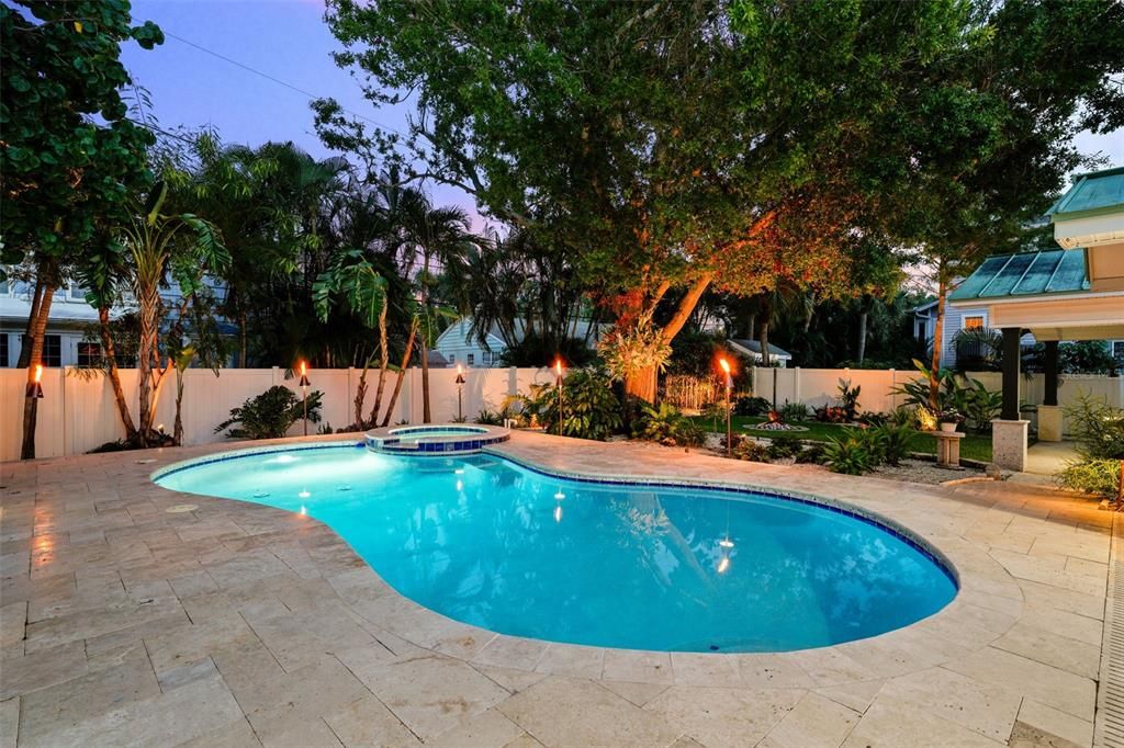 For Rent: $8,000 (4 beds, 3 baths, 1869 Square Feet)