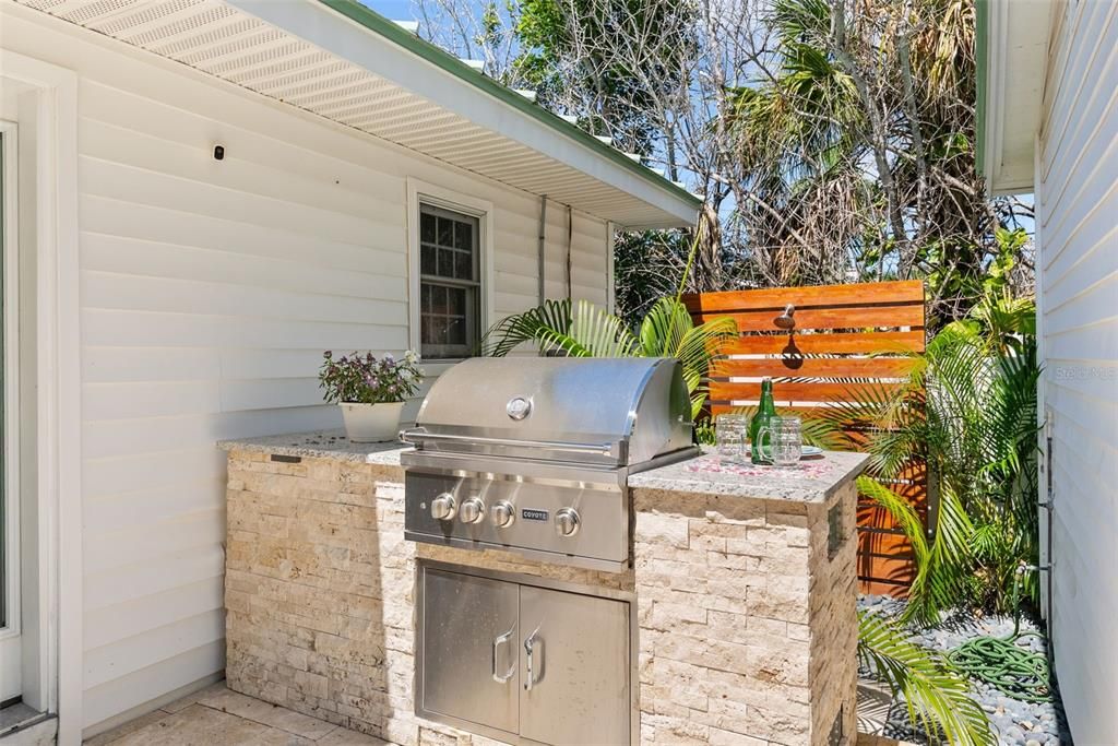 For Rent: $8,000 (4 beds, 3 baths, 1869 Square Feet)