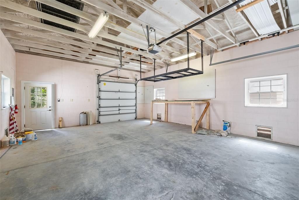 For Rent: $8,000 (4 beds, 3 baths, 1869 Square Feet)