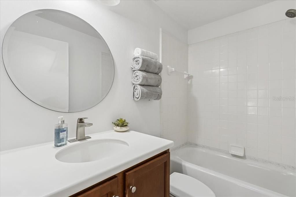 待售: $405,000 (3 贝兹, 2 浴室, 1455 平方英尺)