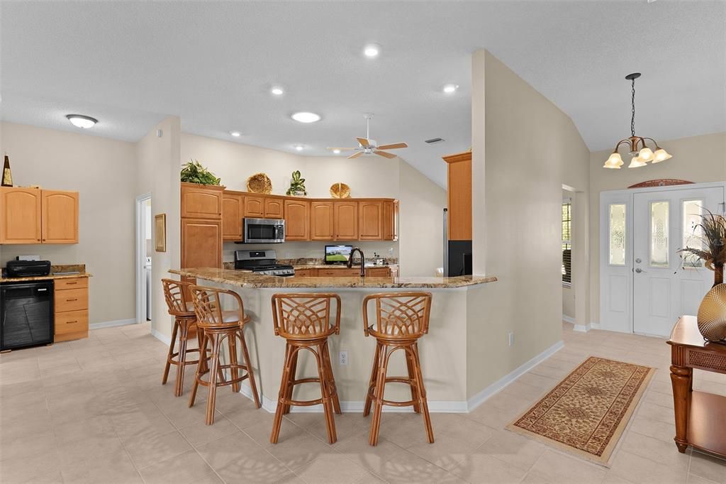 待售: $485,000 (3 贝兹, 2 浴室, 1927 平方英尺)