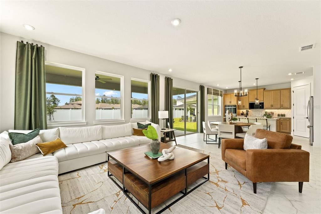 En Venta: $697,990 (4 camas, 2 baños, 2575 Pies cuadrados)