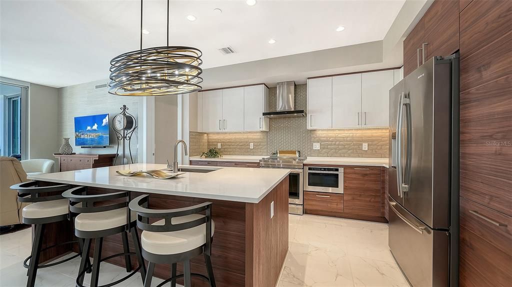 For Sale: $1,295,000 (2 beds, 2 baths, 1513 Square Feet)