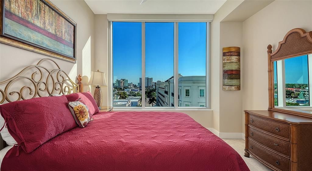 For Sale: $1,295,000 (2 beds, 2 baths, 1513 Square Feet)