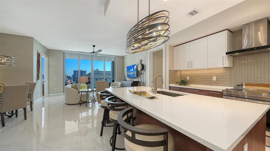 For Sale: $1,295,000 (2 beds, 2 baths, 1513 Square Feet)