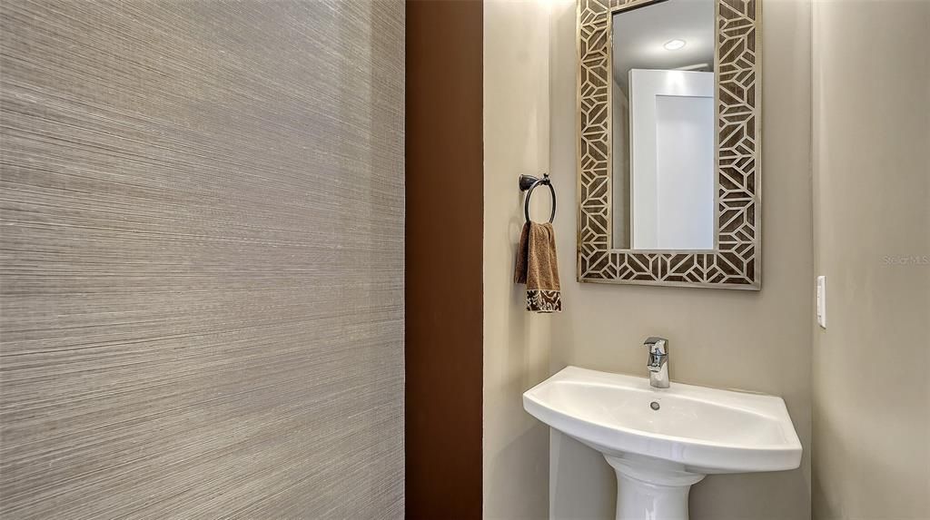 For Sale: $1,295,000 (2 beds, 2 baths, 1513 Square Feet)