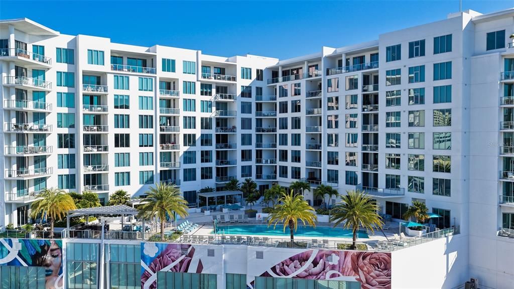 For Sale: $1,295,000 (2 beds, 2 baths, 1513 Square Feet)