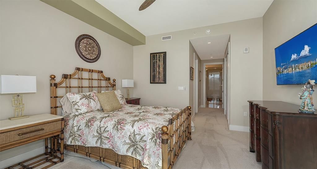 For Sale: $1,295,000 (2 beds, 2 baths, 1513 Square Feet)