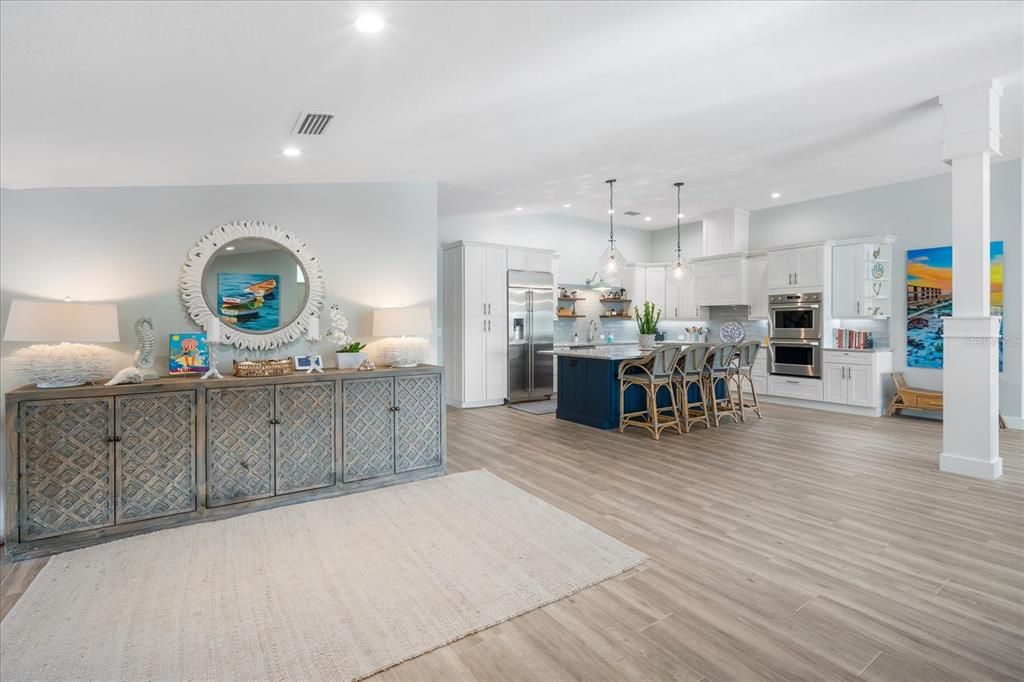 For Sale: $2,875,000 (5 beds, 4 baths, 2612 Square Feet)