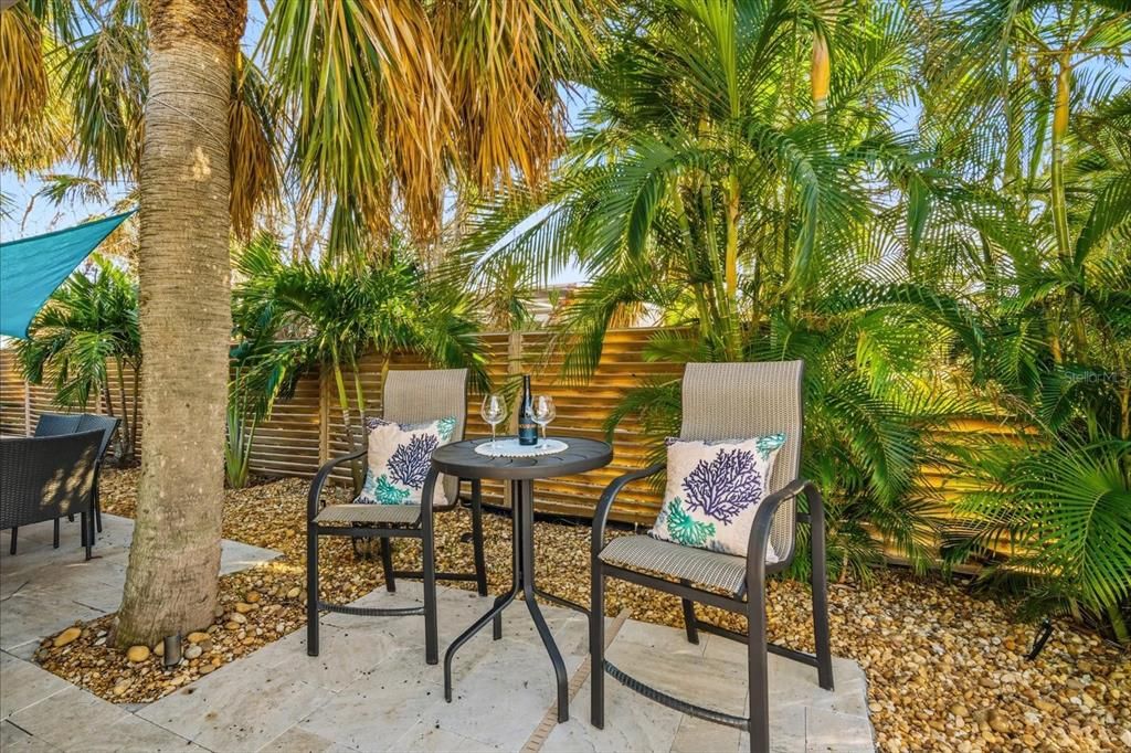 For Sale: $2,875,000 (5 beds, 4 baths, 2612 Square Feet)