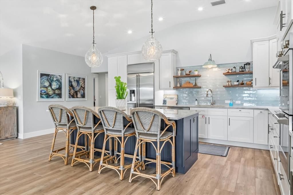 For Sale: $2,875,000 (5 beds, 4 baths, 2612 Square Feet)