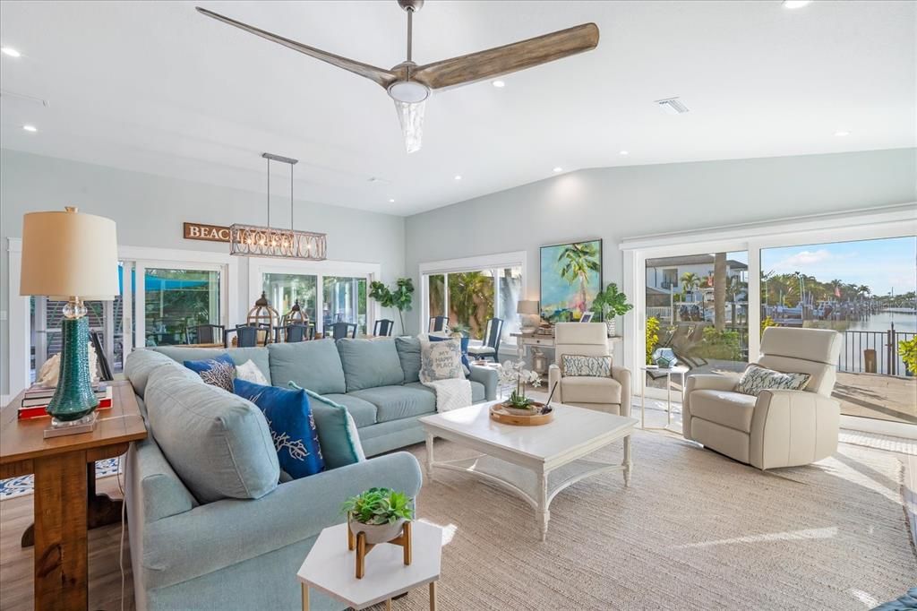 For Sale: $2,875,000 (5 beds, 4 baths, 2612 Square Feet)