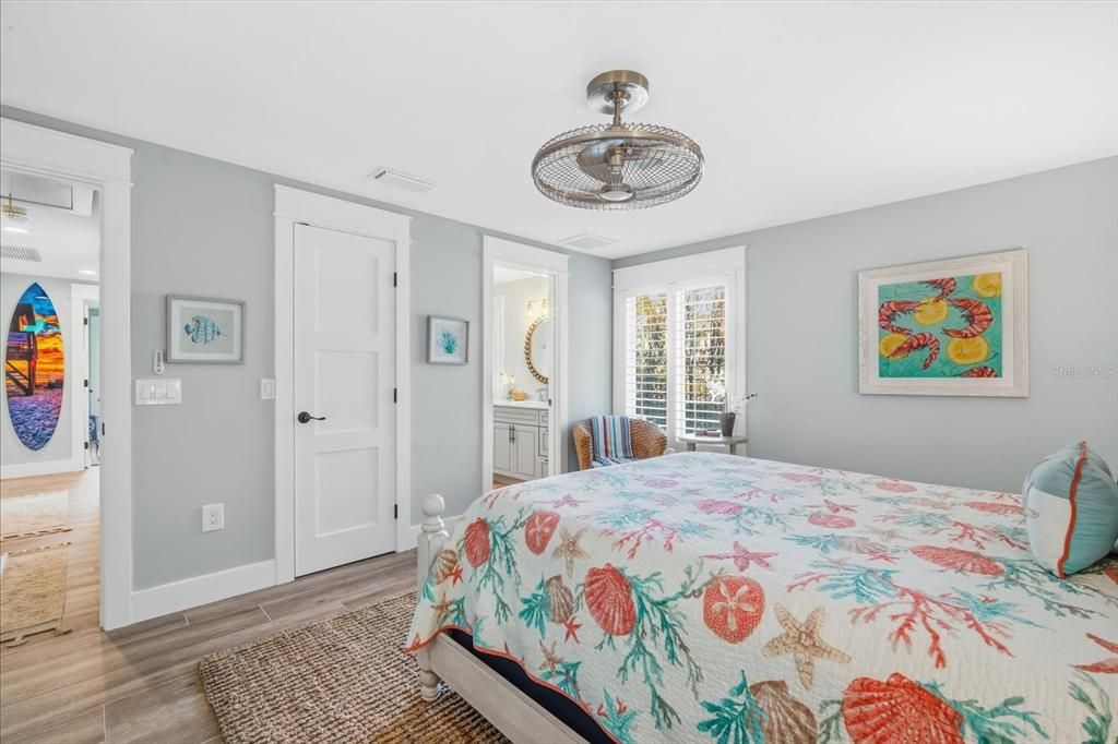 For Sale: $2,875,000 (5 beds, 4 baths, 2612 Square Feet)