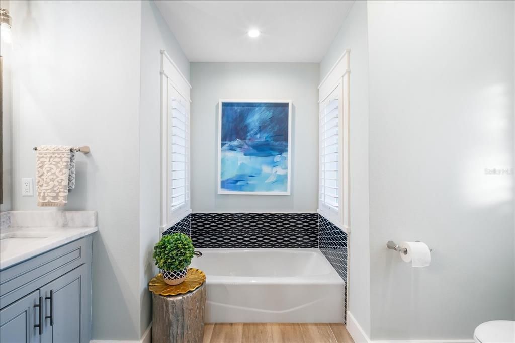 For Sale: $2,875,000 (5 beds, 4 baths, 2612 Square Feet)