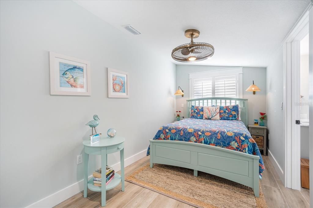 For Sale: $2,875,000 (5 beds, 4 baths, 2612 Square Feet)