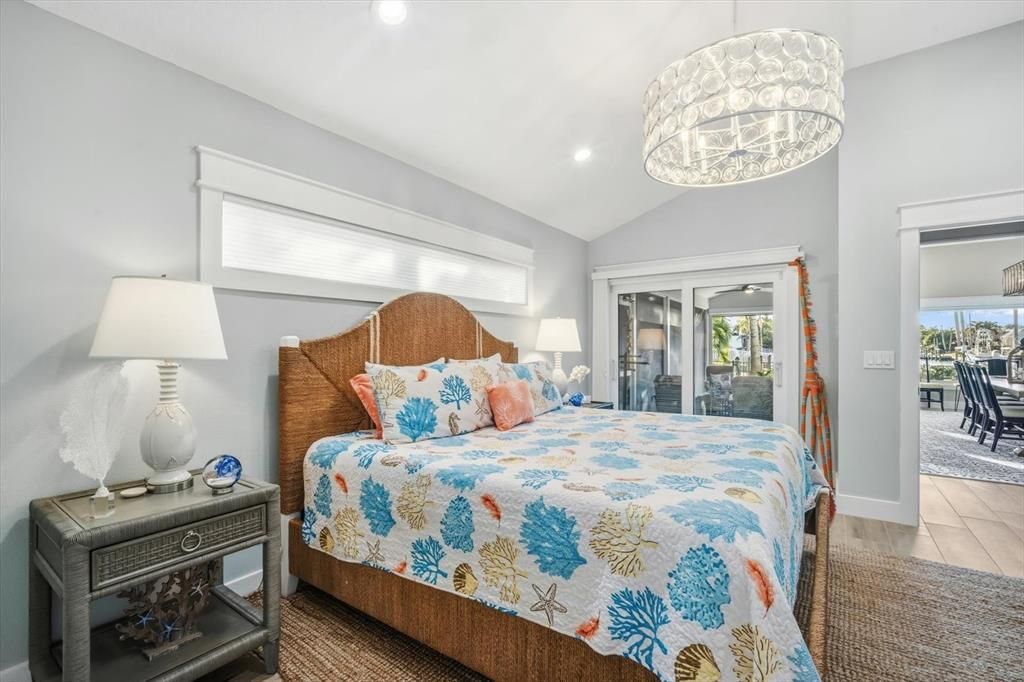 For Sale: $2,875,000 (5 beds, 4 baths, 2612 Square Feet)