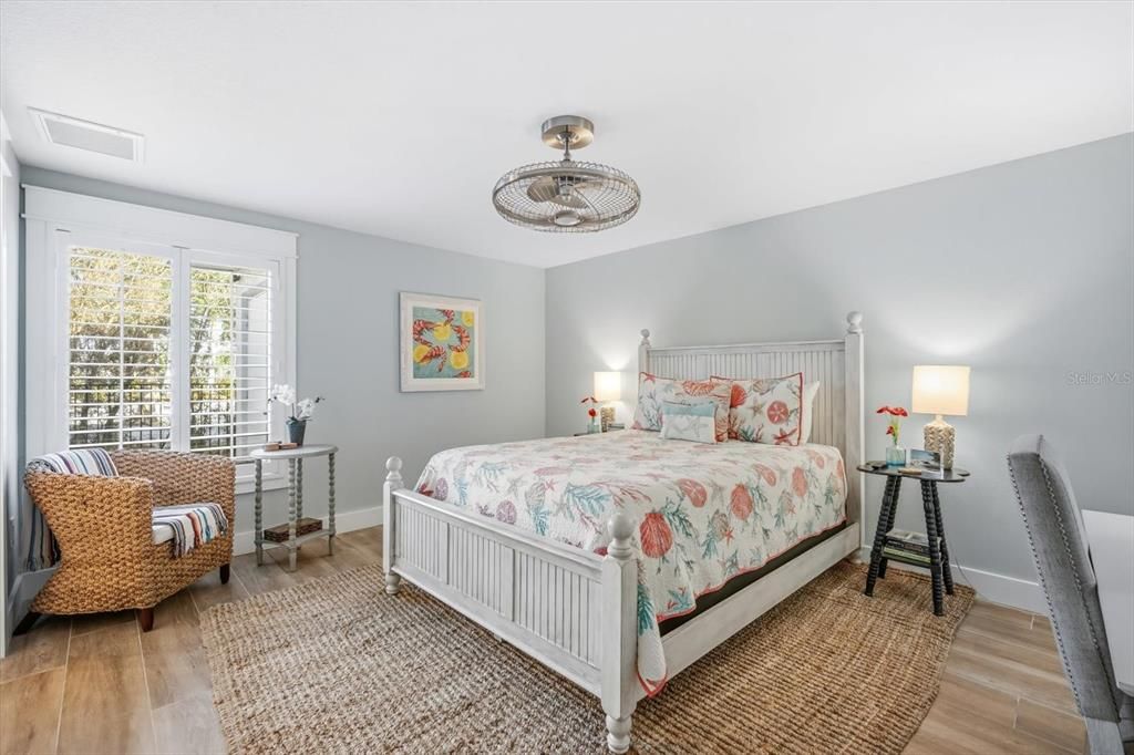 For Sale: $2,875,000 (5 beds, 4 baths, 2612 Square Feet)