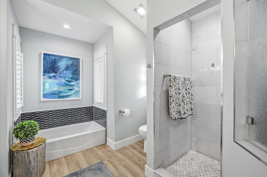 For Sale: $2,875,000 (5 beds, 4 baths, 2612 Square Feet)