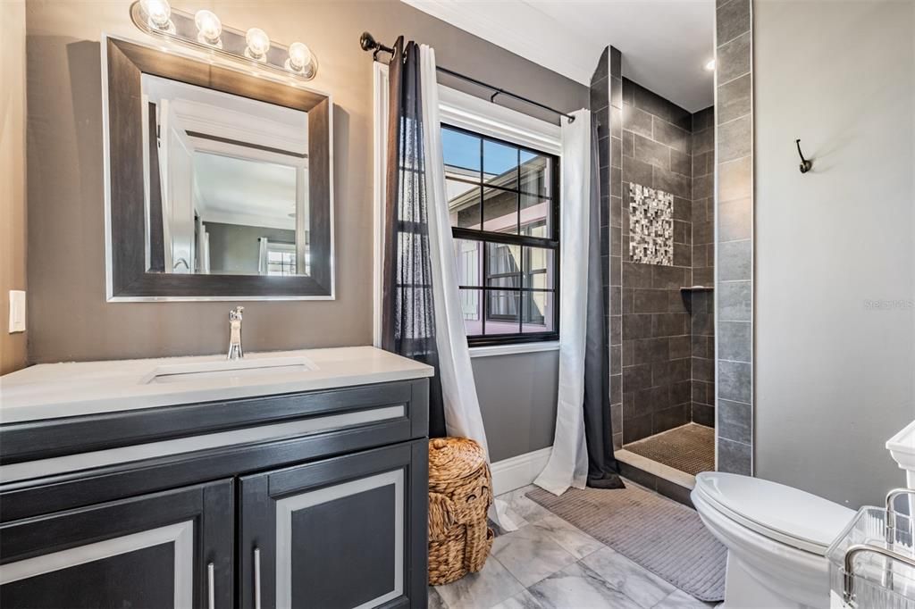 For Sale: $3,500,000 (5 beds, 6 baths, 5777 Square Feet)