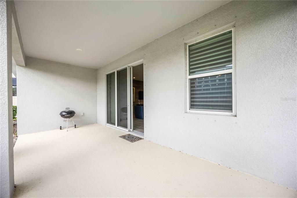 待售: $565,000 (4 贝兹, 2 浴室, 2045 平方英尺)