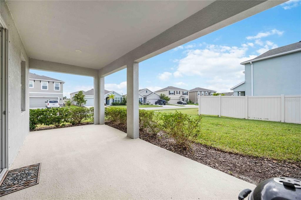 待售: $565,000 (4 贝兹, 2 浴室, 2045 平方英尺)