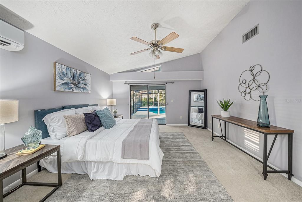 Под контрактом: $450,000 (4 спален, 3 ванн, 2657 Квадратных фут)