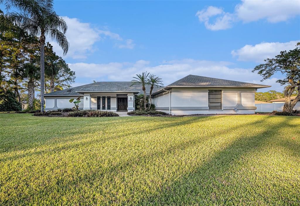 Под контрактом: $450,000 (4 спален, 3 ванн, 2657 Квадратных фут)