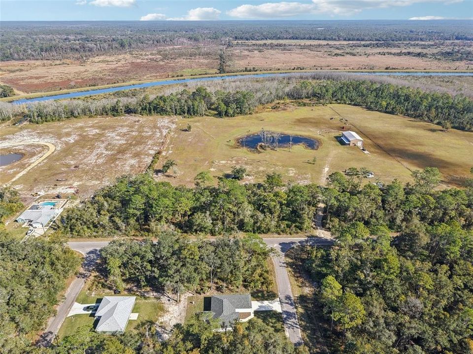 En Venta: $275,000 (3 camas, 2 baños, 1427 Pies cuadrados)