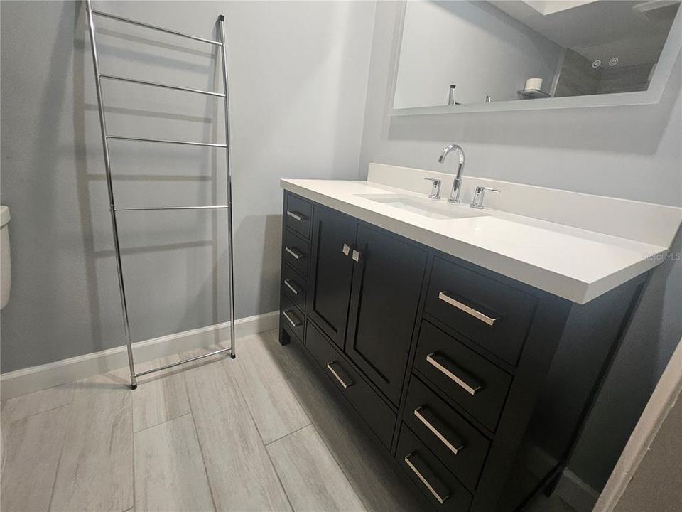 В аренду: $2,500 (2 спален, 2 ванн, 1175 Квадратных фут)