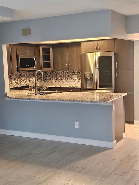 В аренду: $2,500 (2 спален, 2 ванн, 1175 Квадратных фут)