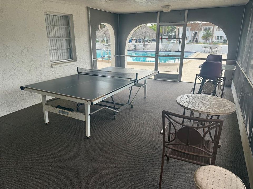 For Sale: $114,900 (1 beds, 1 baths, 747 Square Feet)