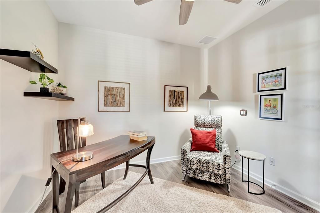 En Venta: $354,900 (2 camas, 2 baños, 1687 Pies cuadrados)