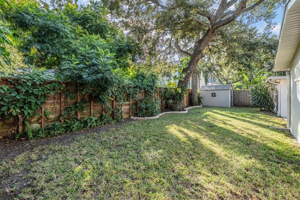 Active With Contract: $750,000 (3 beds, 2 baths, 1549 Square Feet)