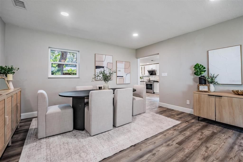 Active With Contract: $750,000 (3 beds, 2 baths, 1549 Square Feet)