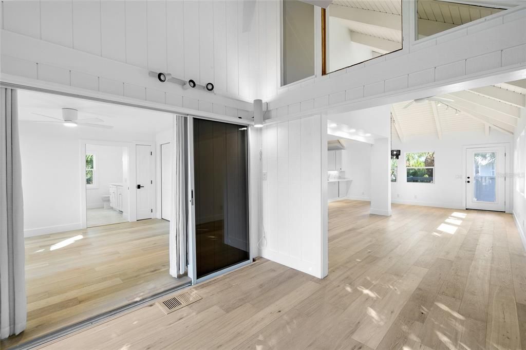 待售: $2,495,000 (3 贝兹, 3 浴室, 1640 平方英尺)