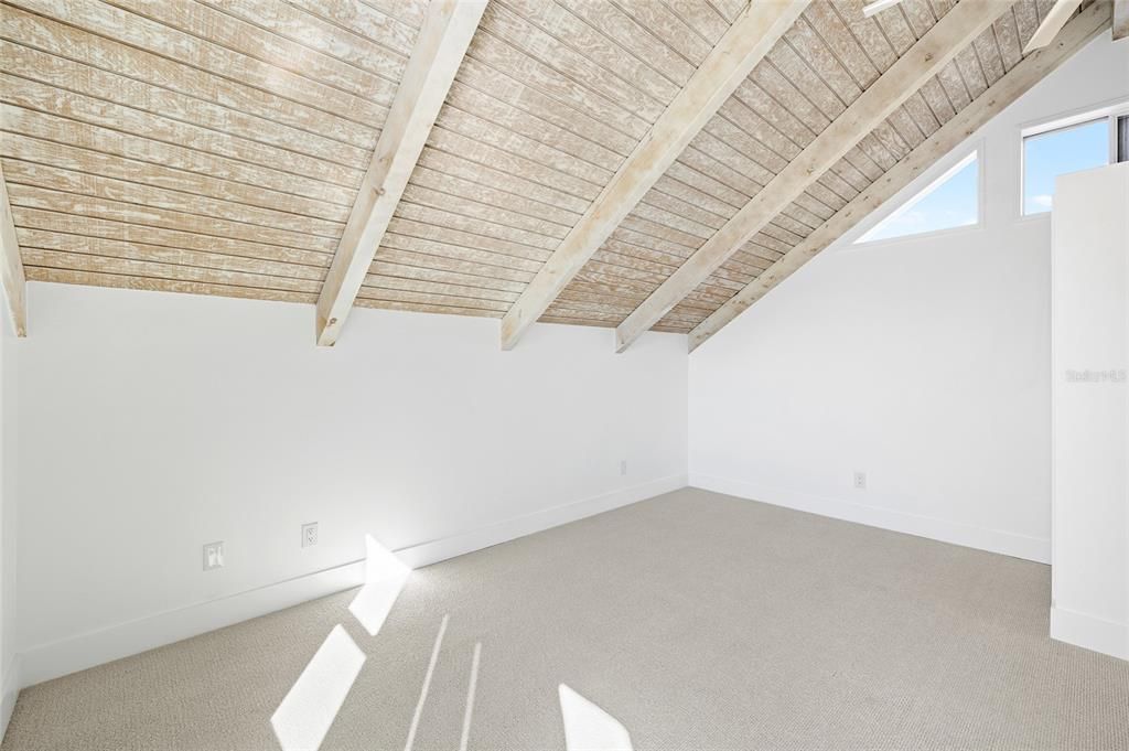 待售: $2,495,000 (3 贝兹, 3 浴室, 1640 平方英尺)