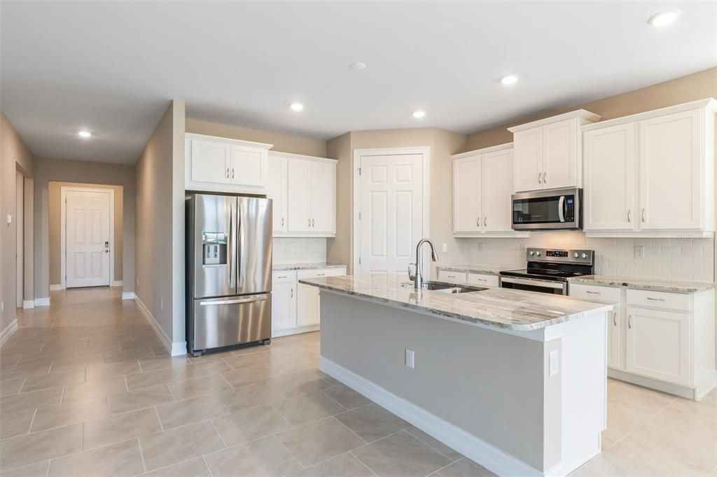 For Sale: $369,999 (4 beds, 2 baths, 2034 Square Feet)