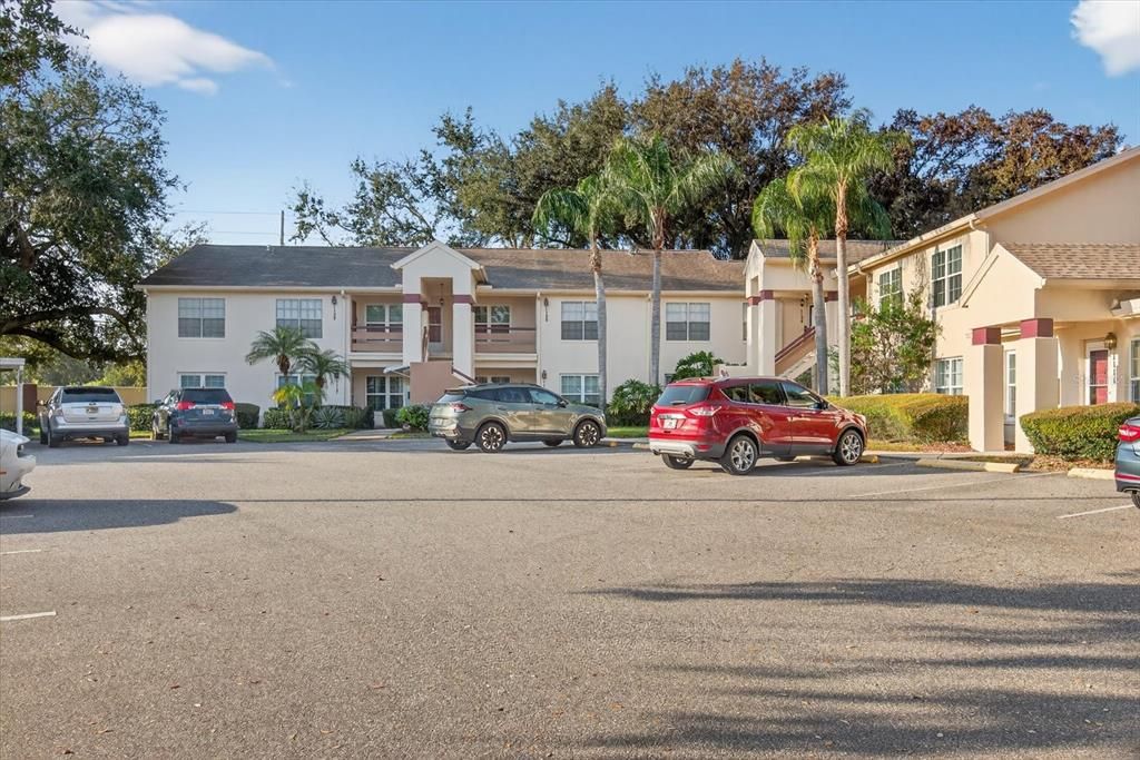 For Sale: $135,000 (2 beds, 1 baths, 925 Square Feet)