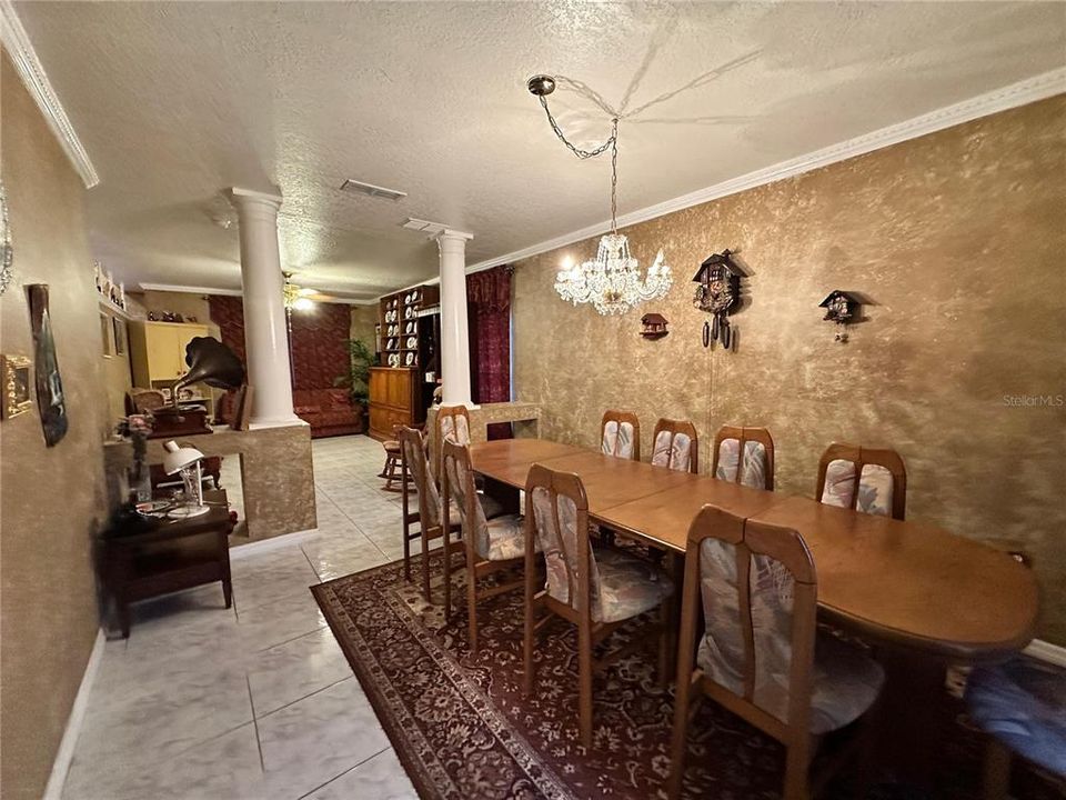 For Sale: $349,990 (4 beds, 2 baths, 2763 Square Feet)