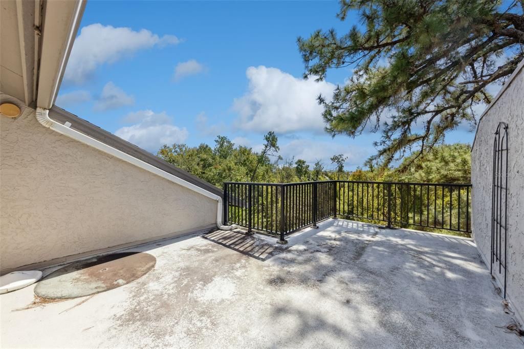 出租: $2,250 (2 贝兹, 3 浴室, 1760 平方英尺)