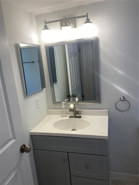 На продажу: $368,900 (3 спален, 2 ванн, 1460 Квадратных фут)