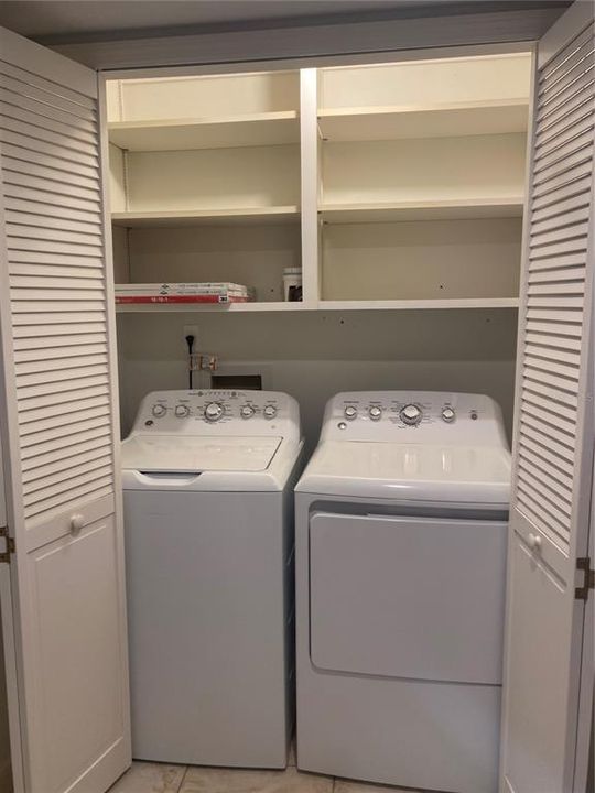 На продажу: $368,900 (3 спален, 2 ванн, 1460 Квадратных фут)