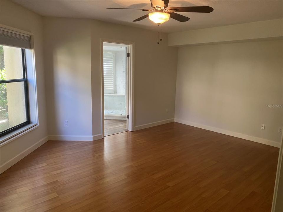 На продажу: $368,900 (3 спален, 2 ванн, 1460 Квадратных фут)