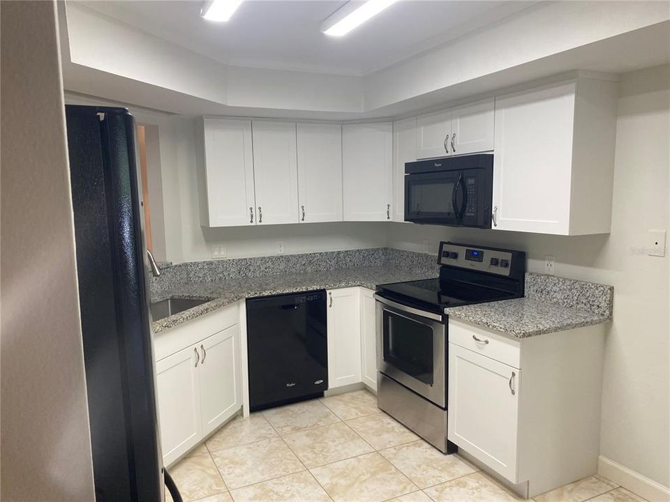 На продажу: $368,900 (3 спален, 2 ванн, 1460 Квадратных фут)