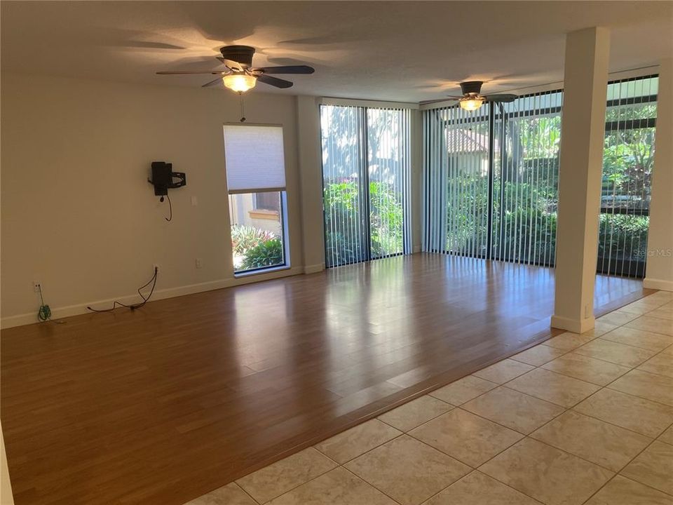 На продажу: $368,900 (3 спален, 2 ванн, 1460 Квадратных фут)