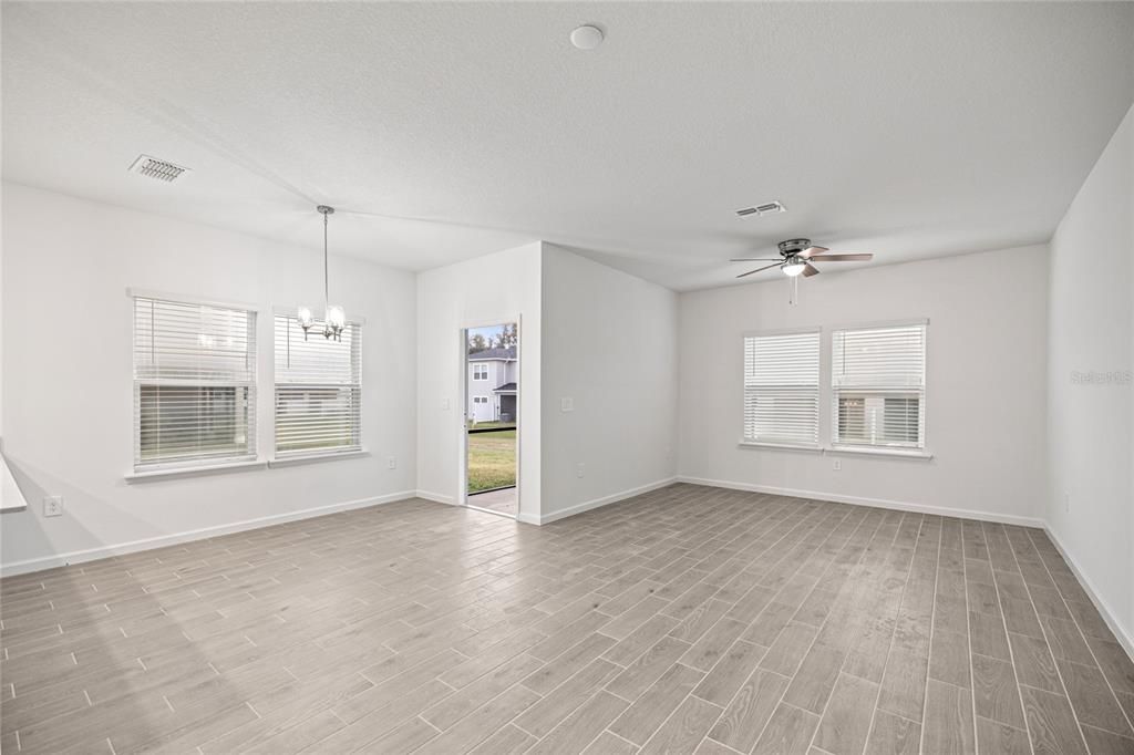 出租: $1,895 (3 贝兹, 2 浴室, 1782 平方英尺)