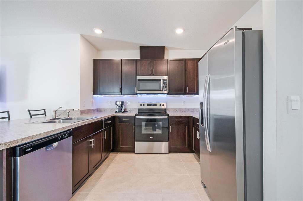 For Sale: $380,000 (3 beds, 2 baths, 1516 Square Feet)