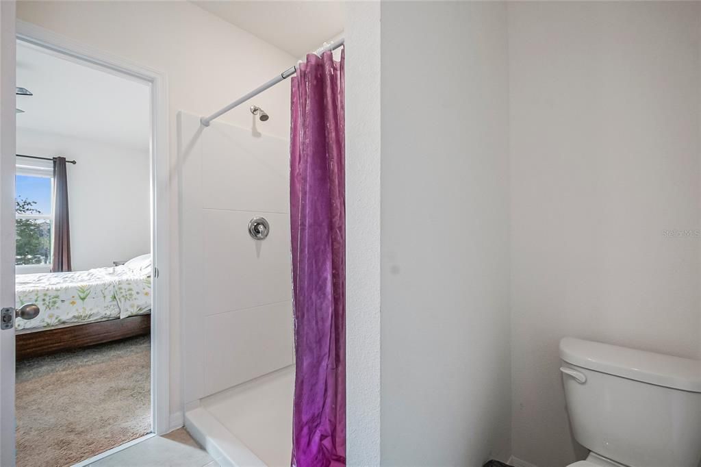 For Sale: $380,000 (3 beds, 2 baths, 1516 Square Feet)